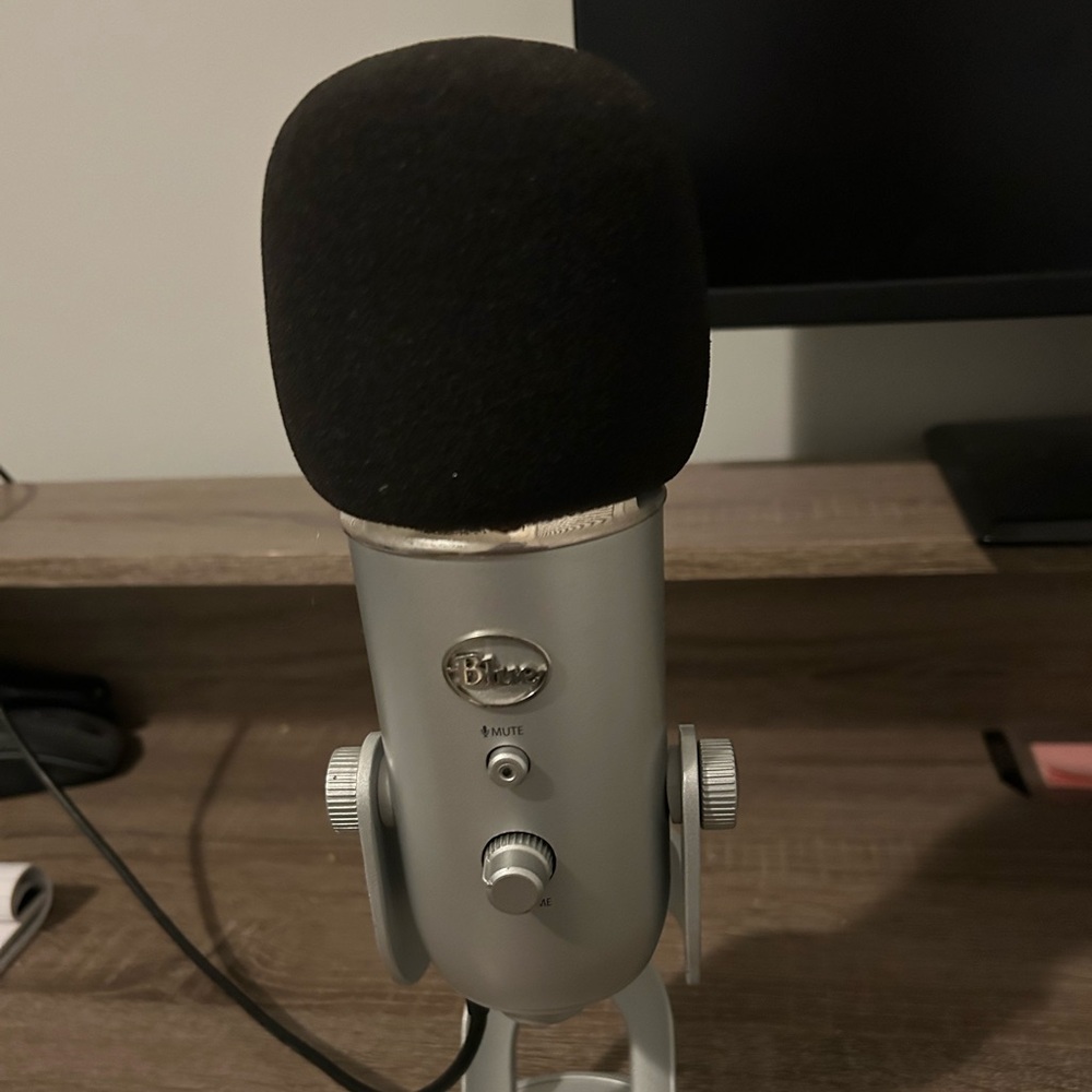 Blue Yeti Silver Microphone
